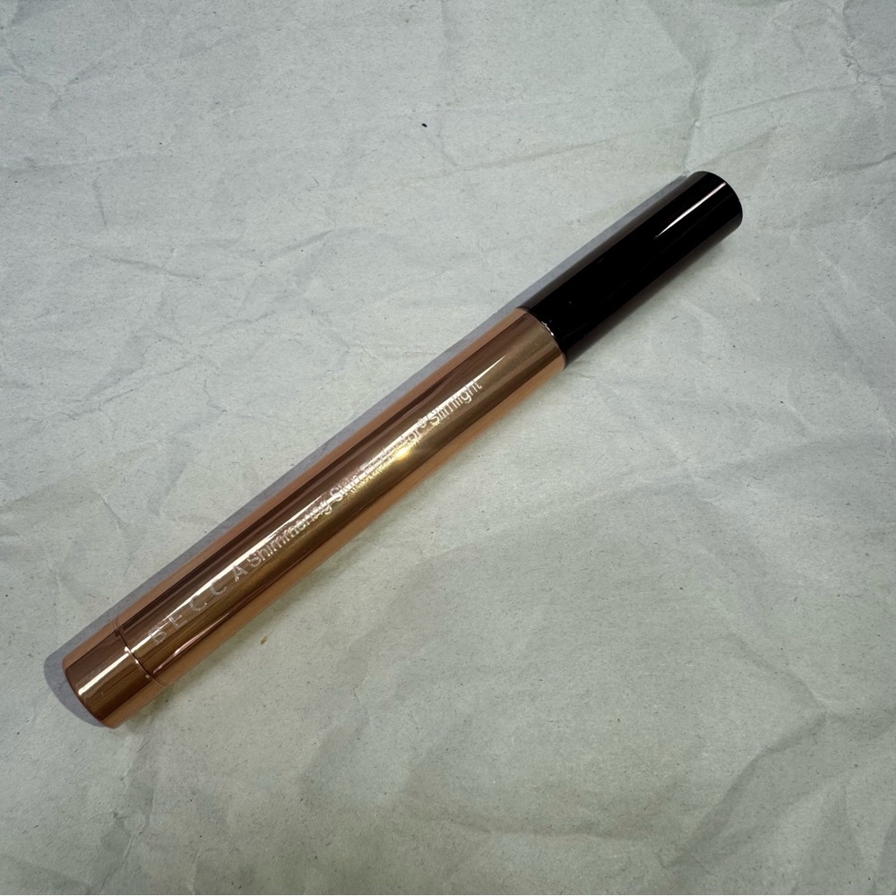 Becca shimmering skin perfector slimlight